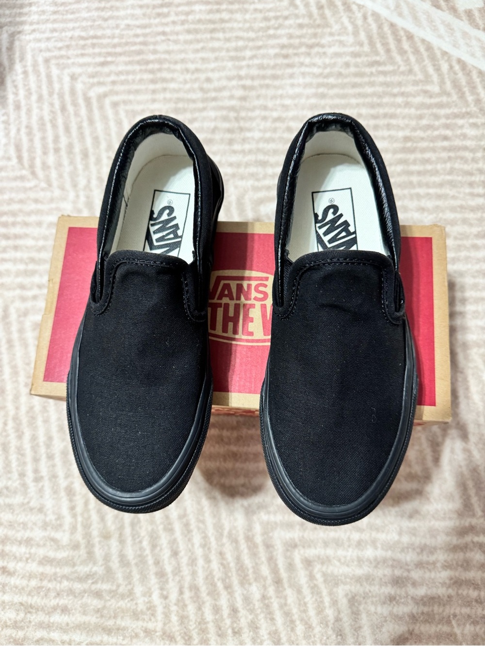 Vans women’s Classic Slip-On Canvas Sneakers - Black